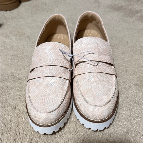 Comfort Shoes - Elegant pink Loafers for Women